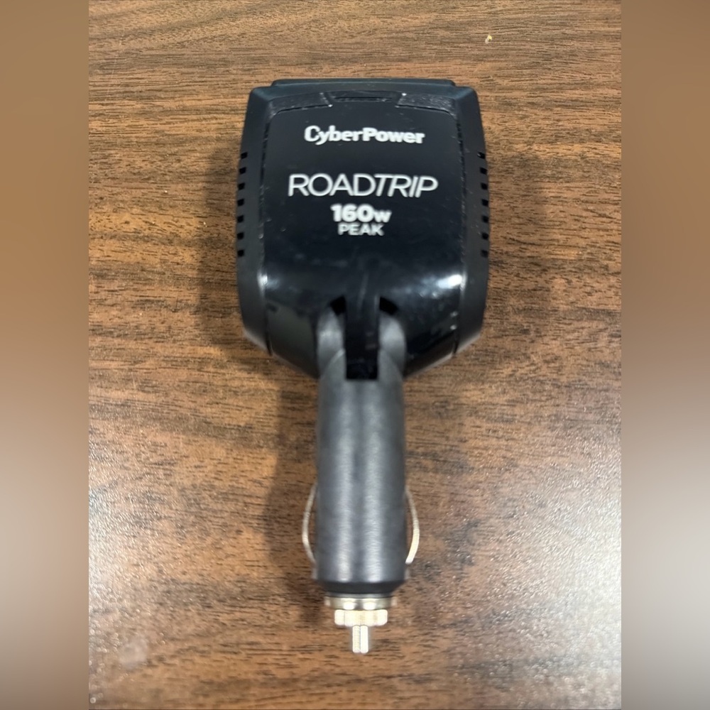 Cyber Power Road Trip 160w Peak Car Charger